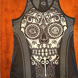 InkNBurn Black and White Skull Women’s Running Tank Top, XL, Like new